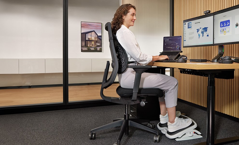 Vidéo expliquant comment les produits ergonomiques SmartFit de Kensington sont simples à utiliser, rapides à ajuster, confortables et personnalisables selon les besoins de chaque utilisateur.